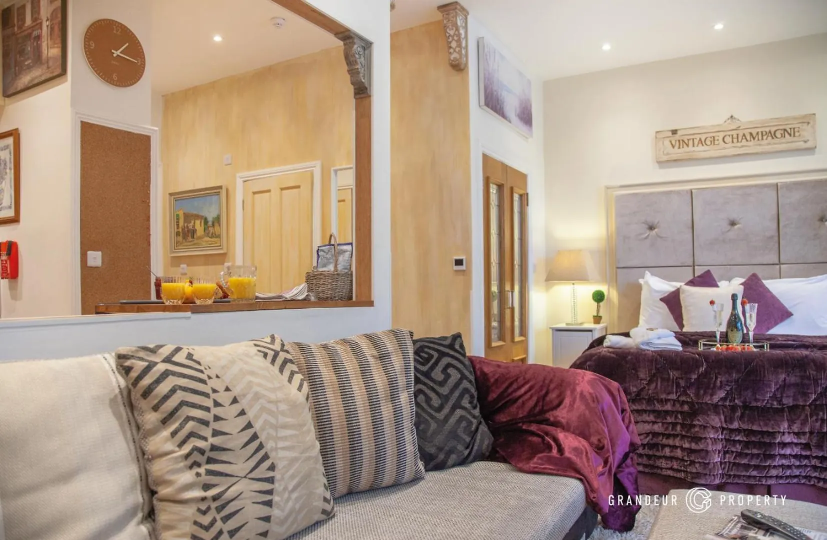 Treetop Suite By Grandeur Property Bournemouth 0*,  Reino Unido